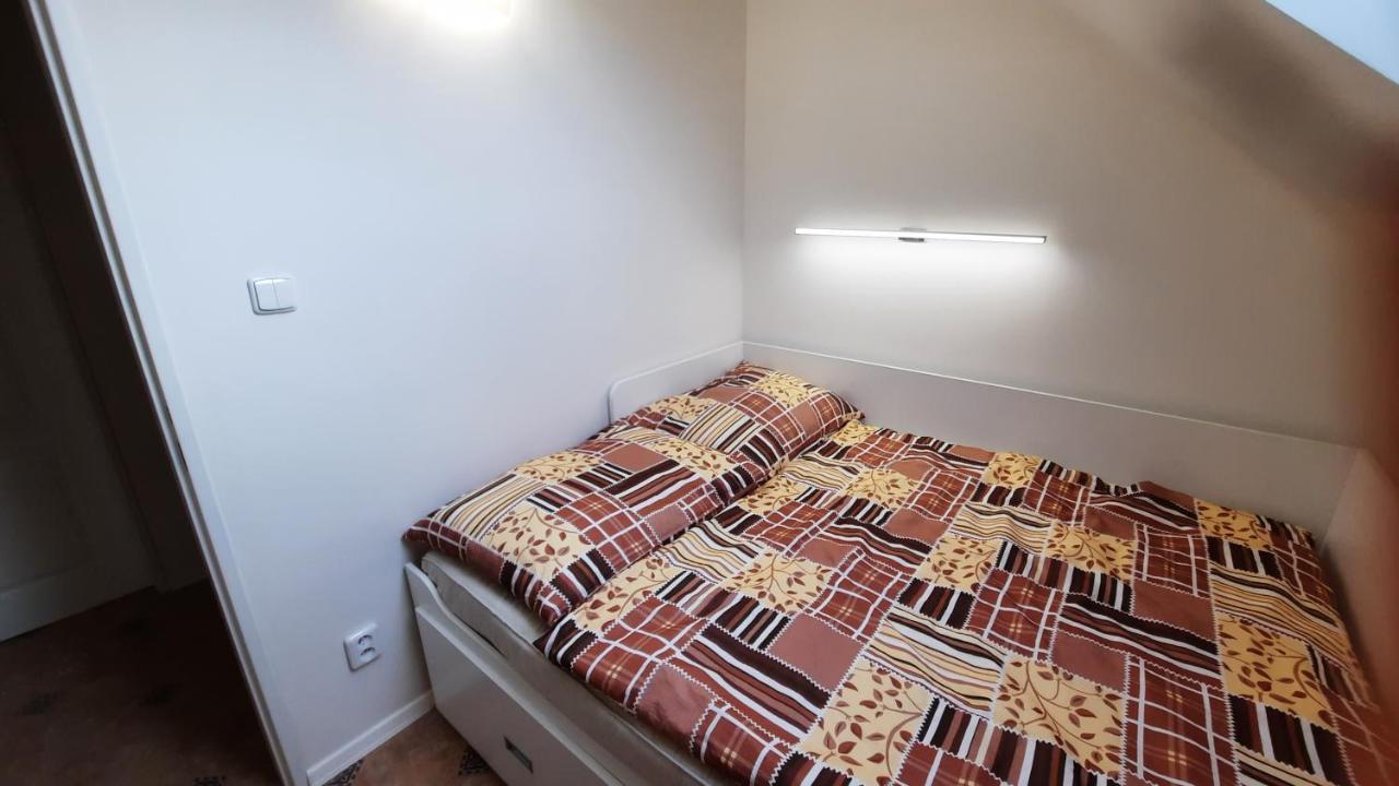 Podkrovi V Jihoceskem Statku Nemejice Exterior photo